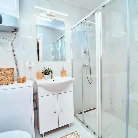 Exotic Jungle-inspired Oasis Semesterbostad *
